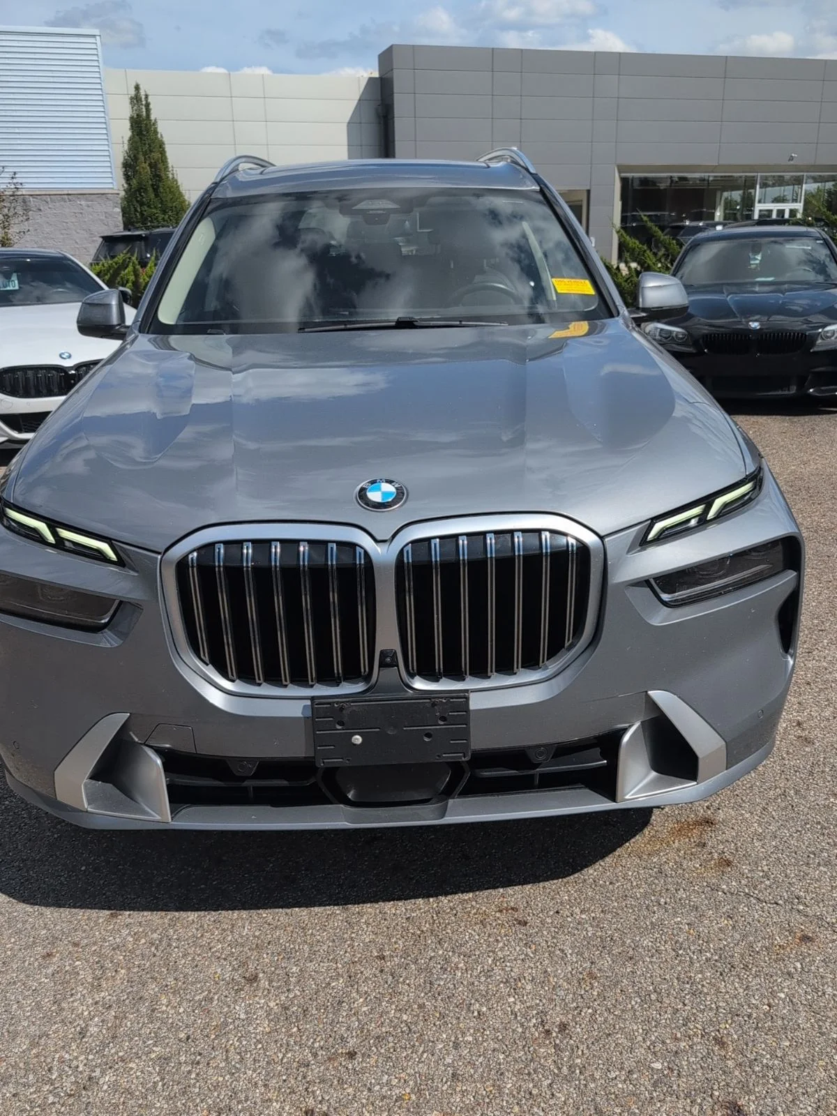 Used 2024 Gray BMW  image 8