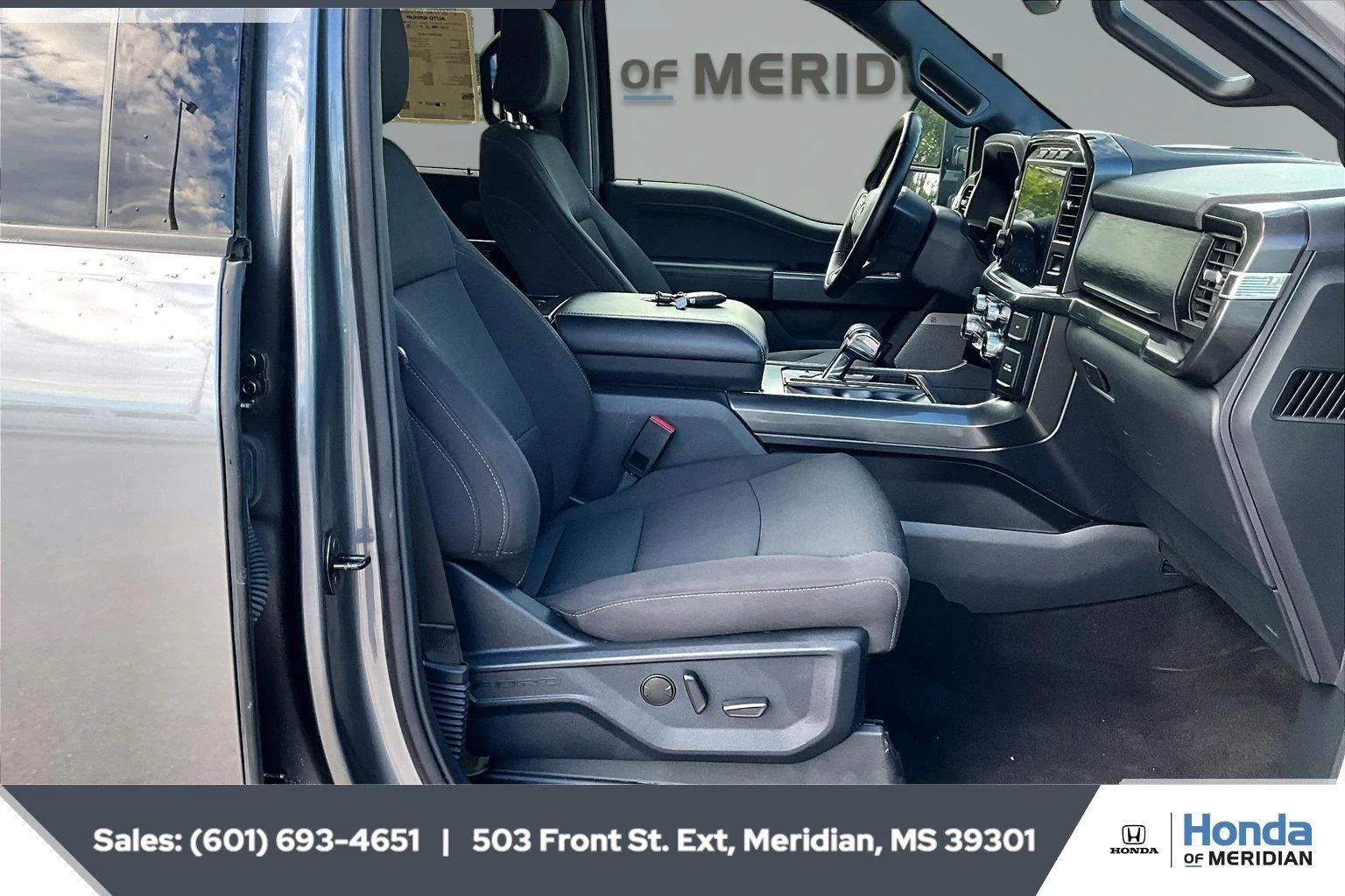 Used 2023 Carbonized Gray Ford XLT image 6
