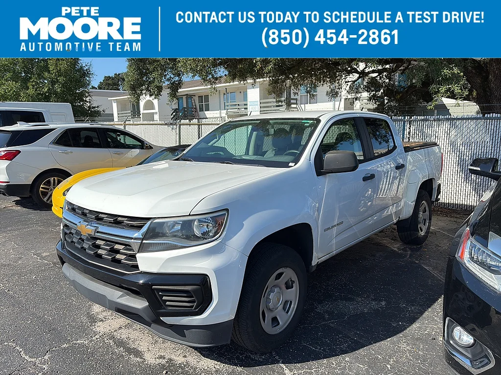 Used 2021 Summit White Chevrolet  image 1
