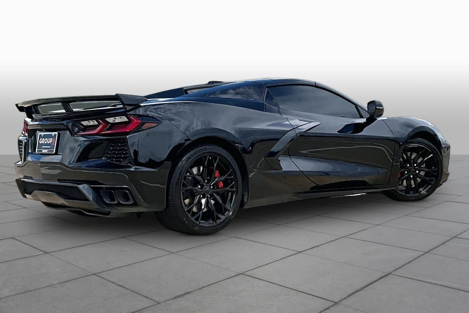 Used 2025 Black Chevrolet 2LT image 12