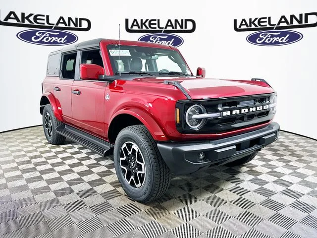 2026 Ford Bronco Outer Banks