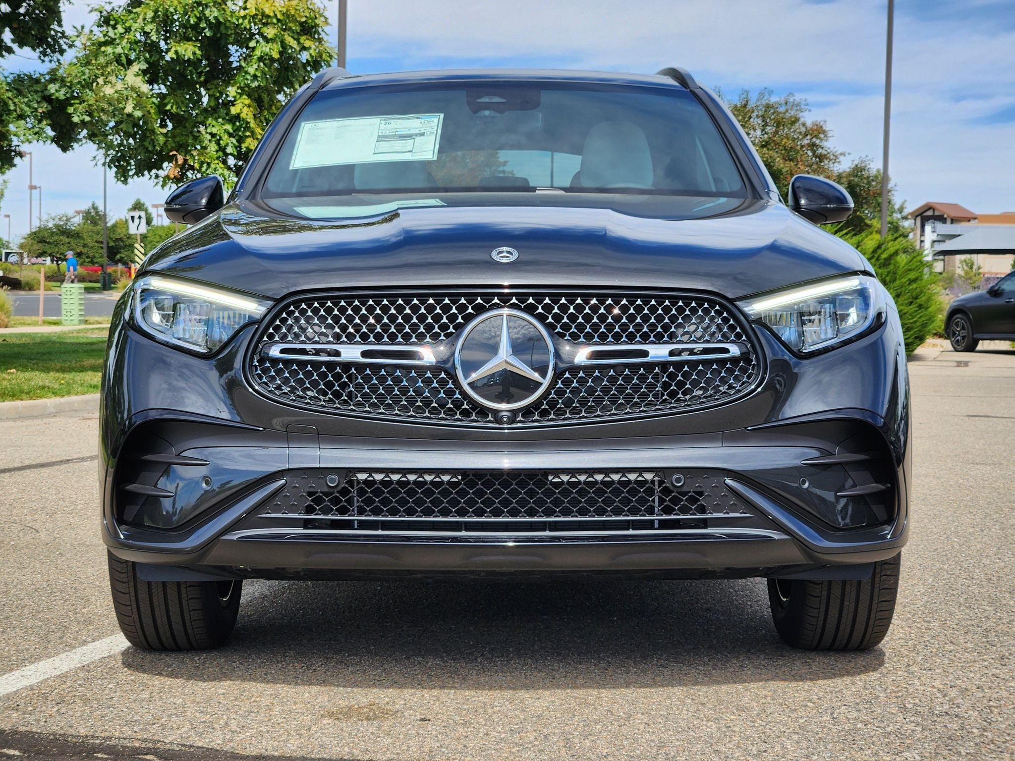 New 2027 Graphite Grey Metallic Mercedes-Benz GLC 300 4MATIC® image 3