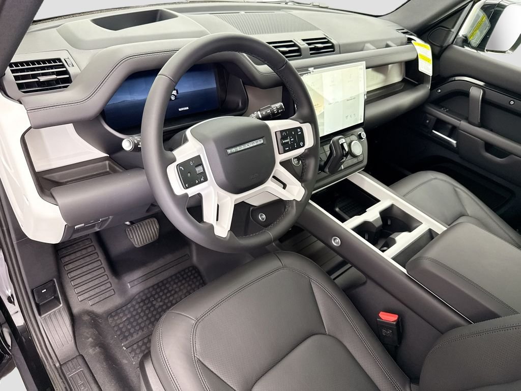 New 2026 Santorini Black Land Rover X-Dynamic SE image 9