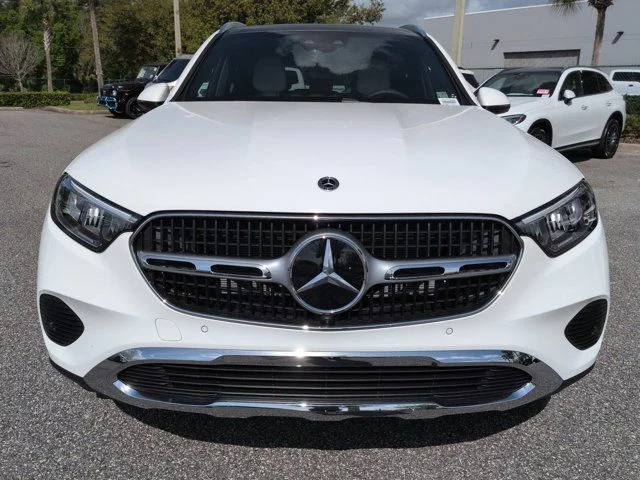 Certified Used 2026 White Mercedes-Benz GLC 300 image 9