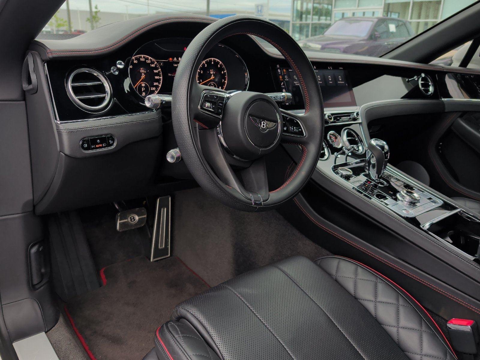 Used 2021 Ghost White Pearlescent by Mulliner Bentley GT V8 image 23
