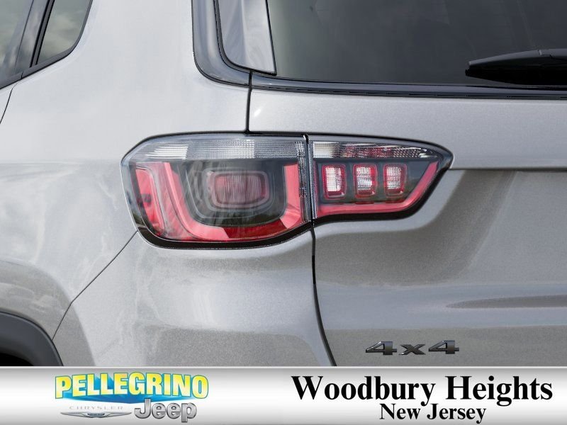 2025 Jeep Compass Limited - Photo 9