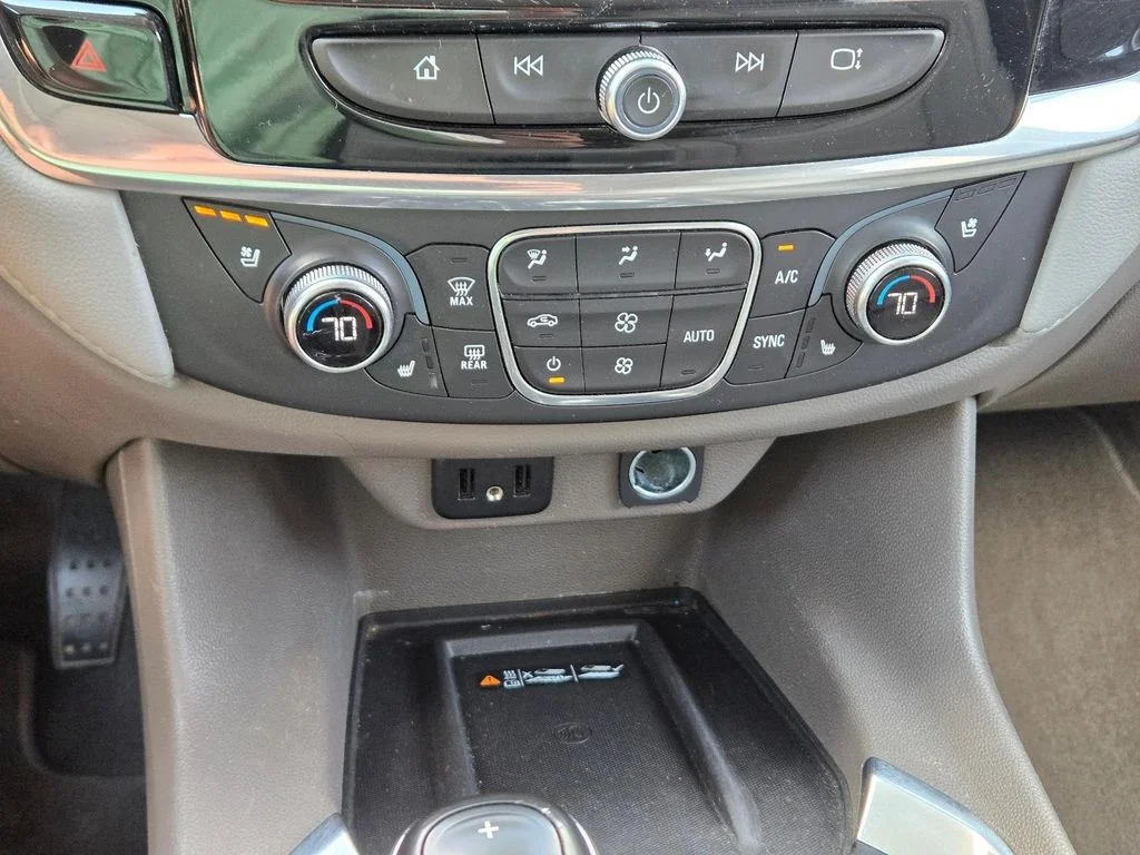 Used 2019 Beige Chevrolet Premier image 28