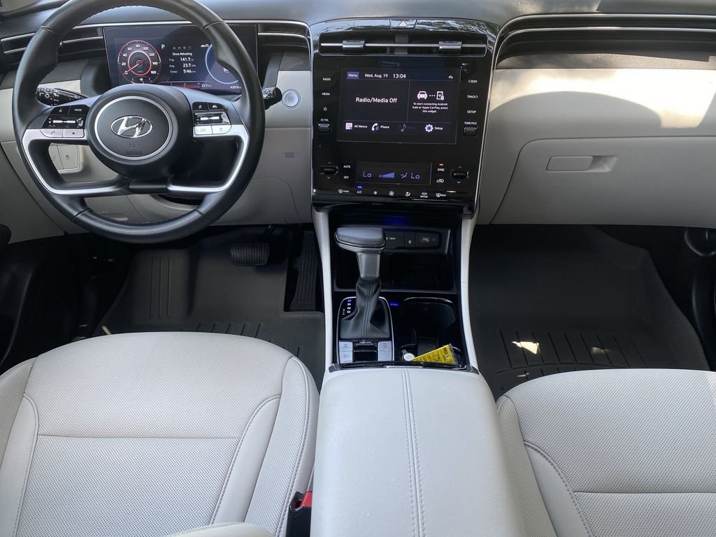 Used 2023 Calypso Red Hyundai SEL image 15