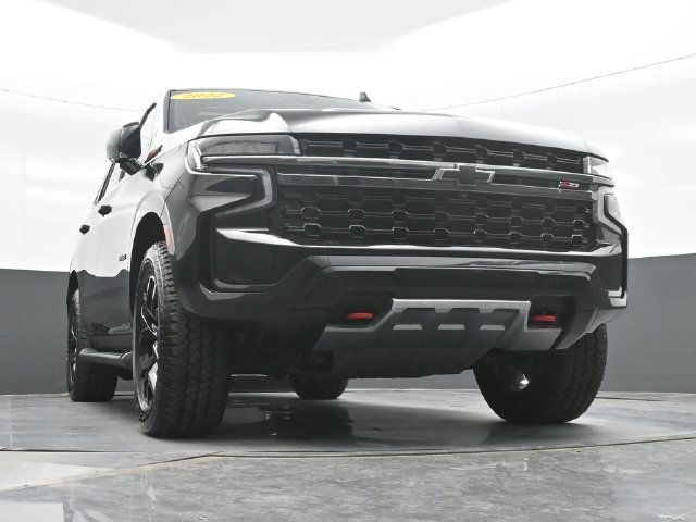 Used 2022 Black Chevrolet Z71 image 22