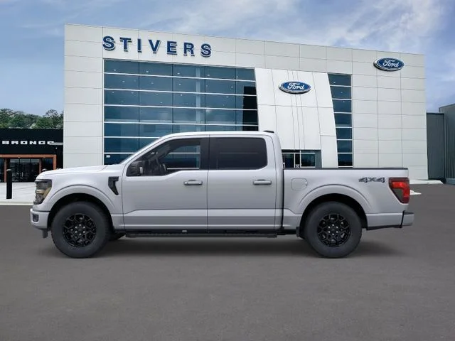 New 2026 Iconic Silver Metallic Ford XLT image 4
