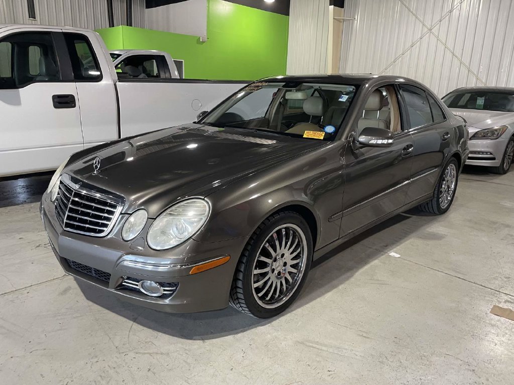 Used 2008 Beige Mercedes-Benz E 350 image 3