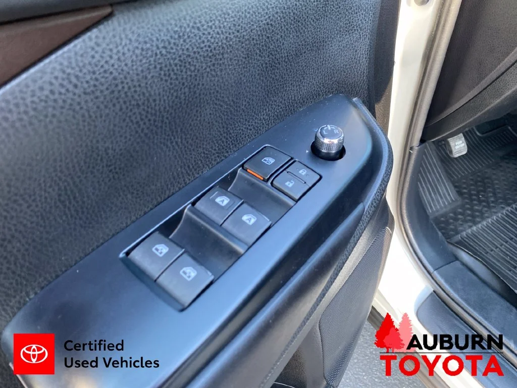Certified Used 2019 Blizzard Pearl Toyota XLE image 11