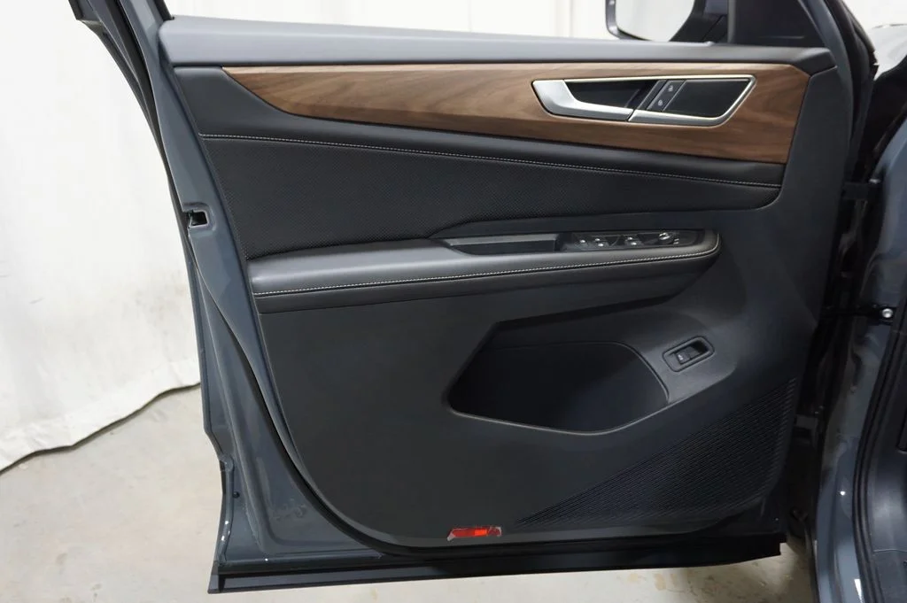 New 2026 Gray Volkswagen 2.0T SE w/Technology image 26