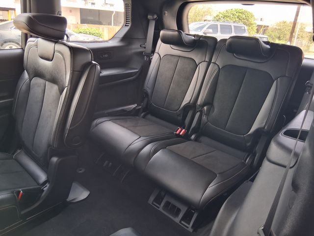 Used 2025 Red Jeep Altitude image 22
