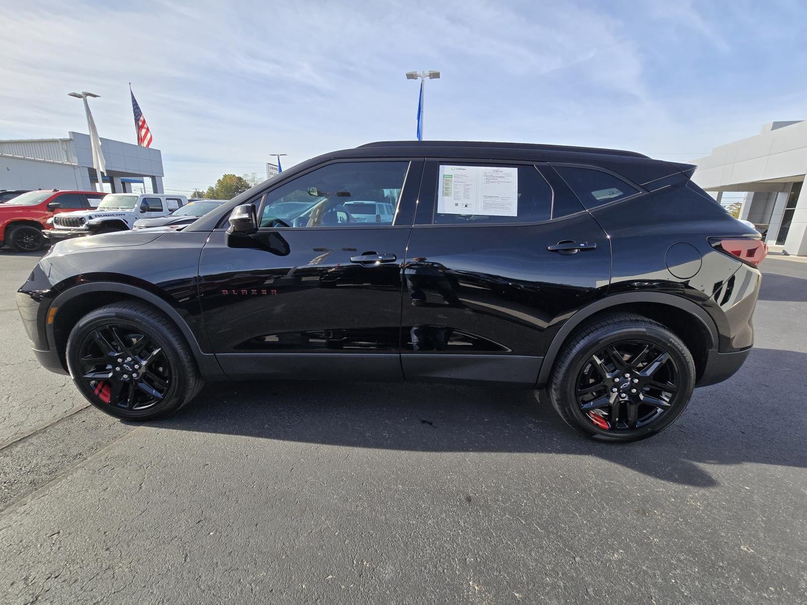 Used 2021 BLACK Chevrolet LT image 4