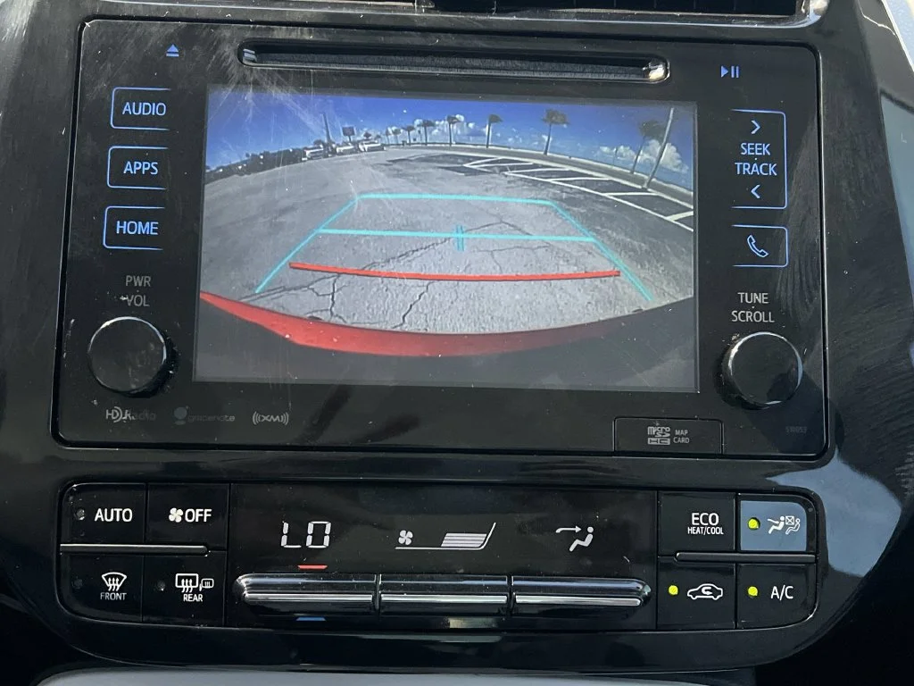 Used 2017 Red Toyota Four image 15