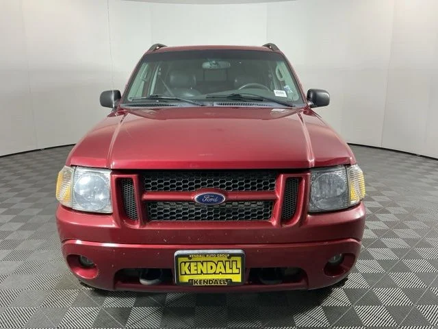 Used 2004 Red Fire Clearcoat Metallic Ford XLS image 2