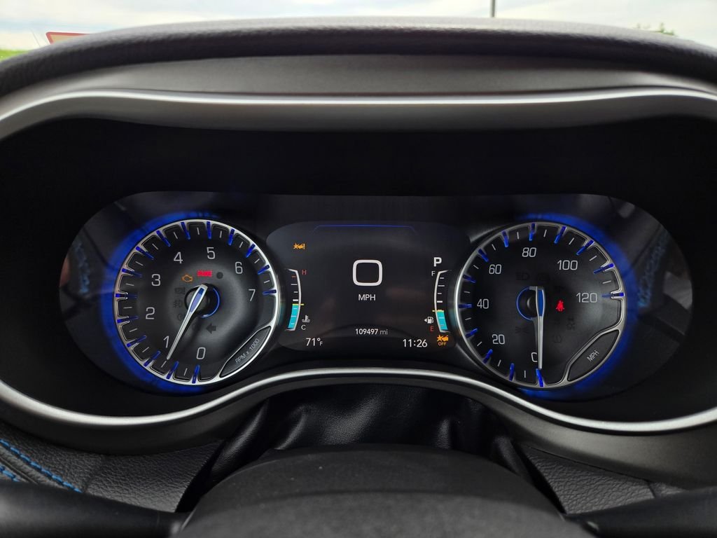 Used 2021 White Chrysler Touring L image 20