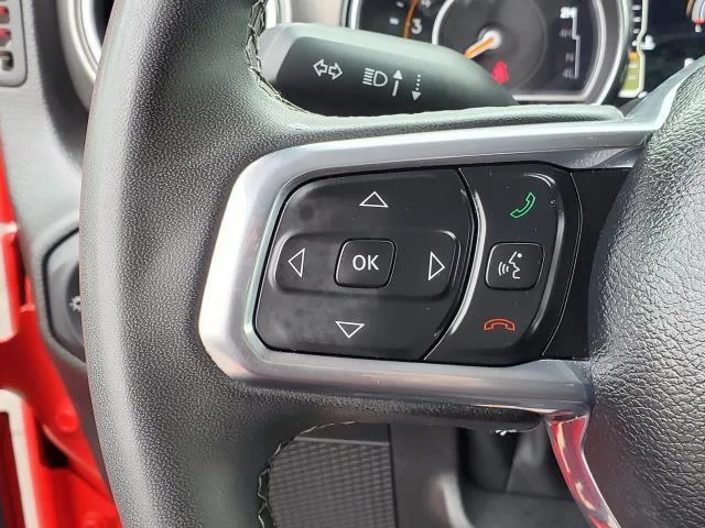 2023 Jeep Wrangler 4-Door Sahara - Photo 11