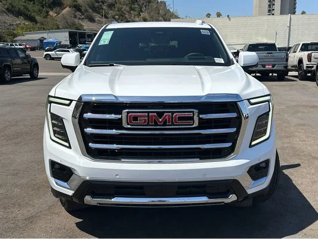 New 2026 Summit White GMC Elevation image 2