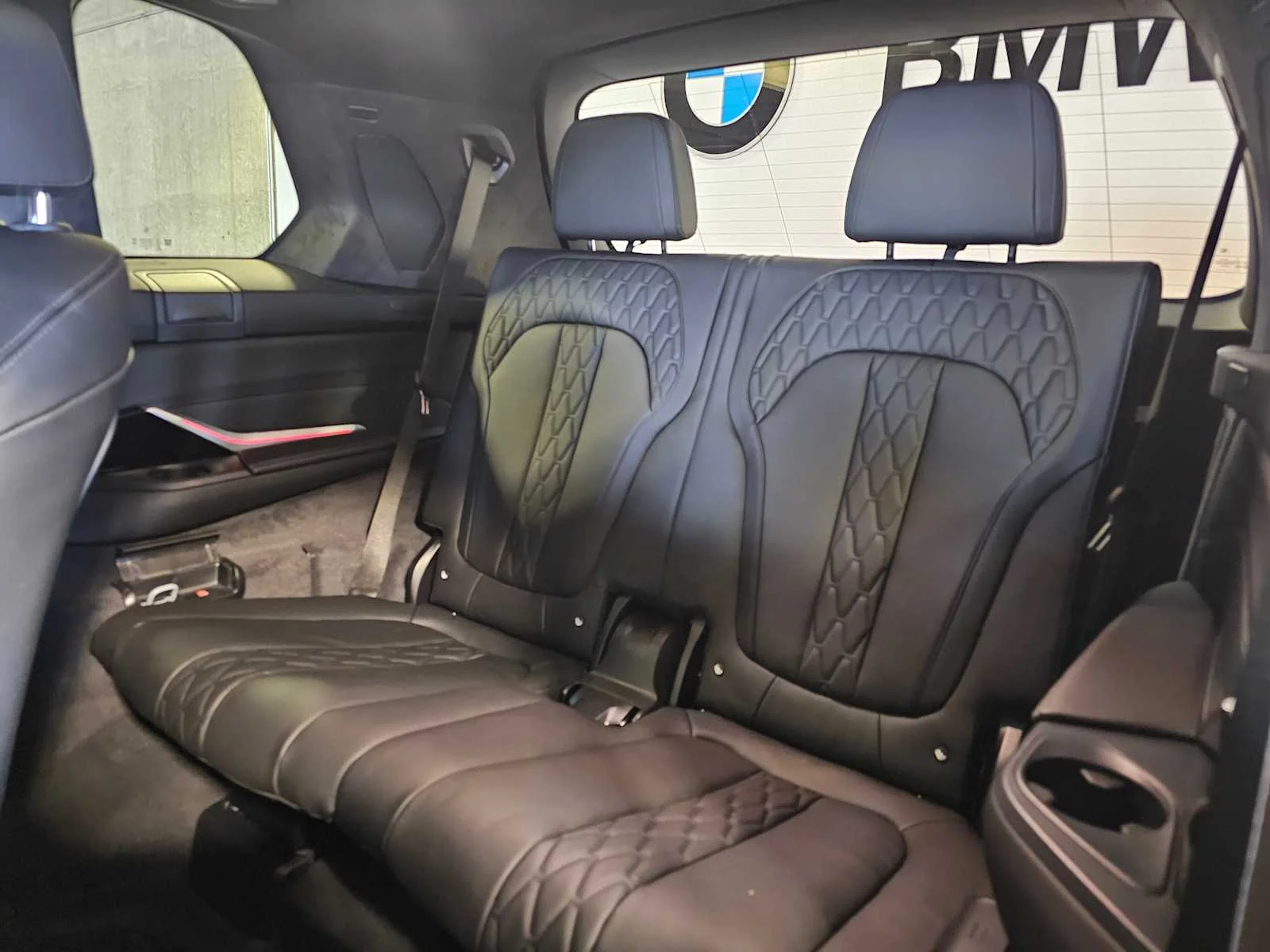 New 2026 Brooklyn Grey Metallic BMW M60i image 38
