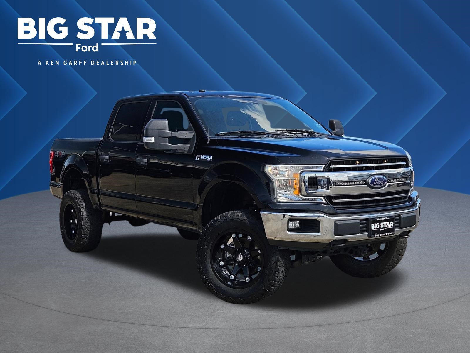 Used 2018 Shadow Black Ford XLT image 1