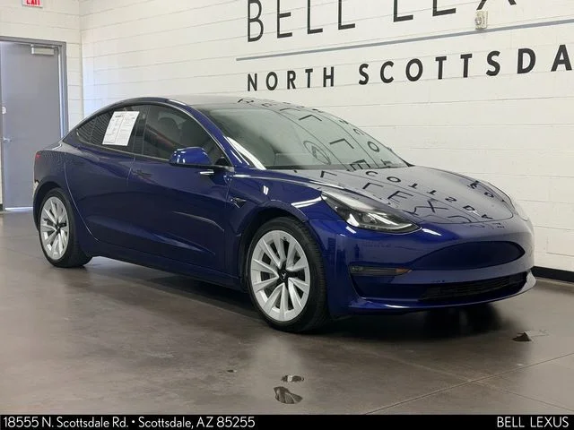 Used 2022 Blue Tesla Long Range image 2