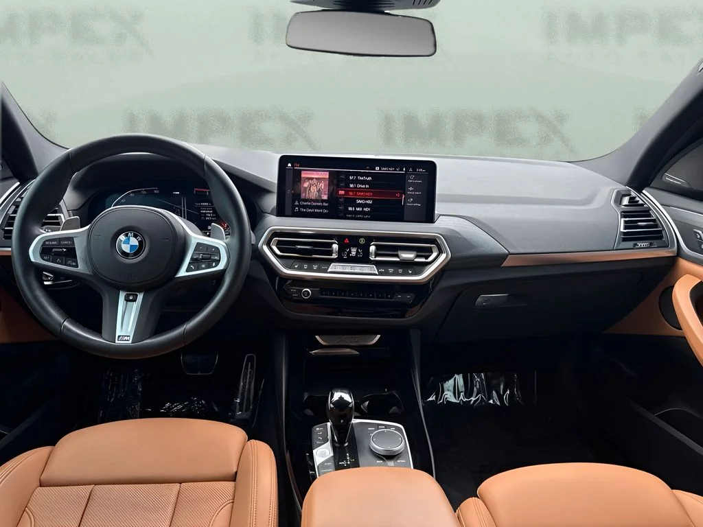 Used 2024 Gray BMW sDrive30i image 14