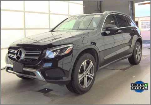 Used 2019  Mercedes GLC 300 image 1