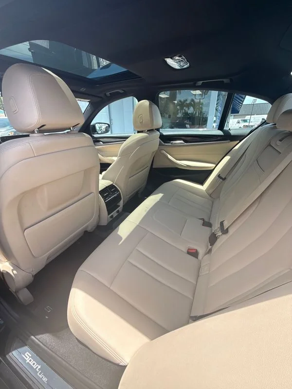 Used 2019 Black BMW xDrive image 14