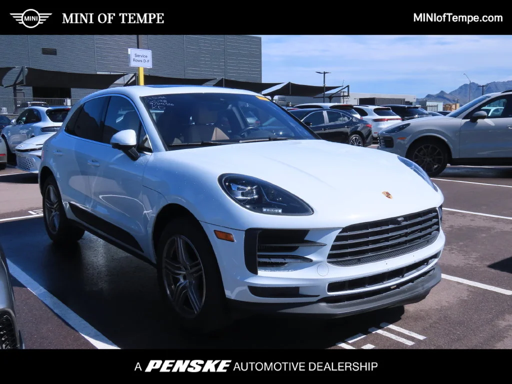 2020 Porsche Macan