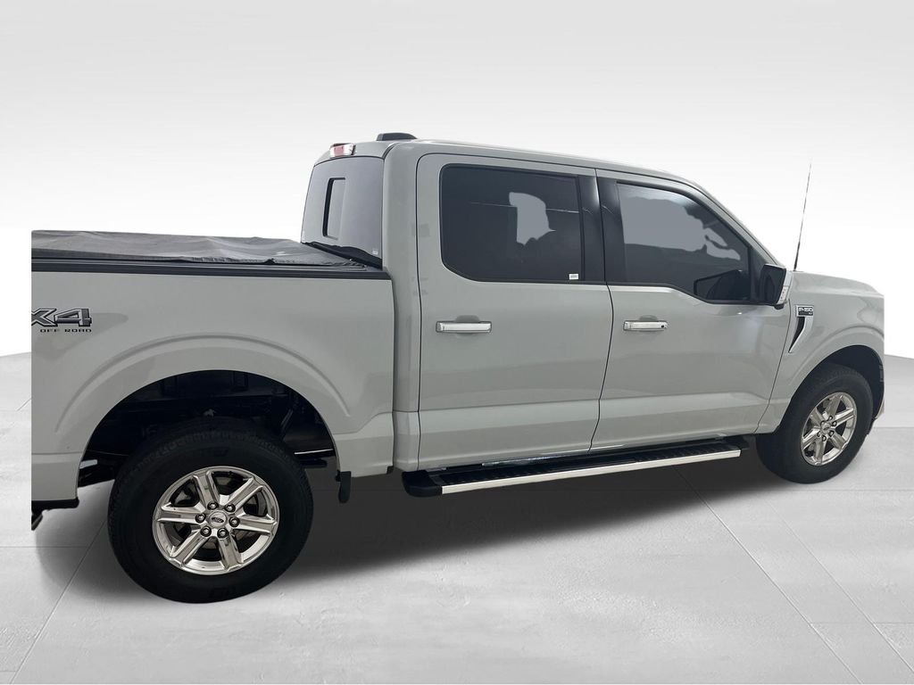 Used 2024 White Ford XLT image 6