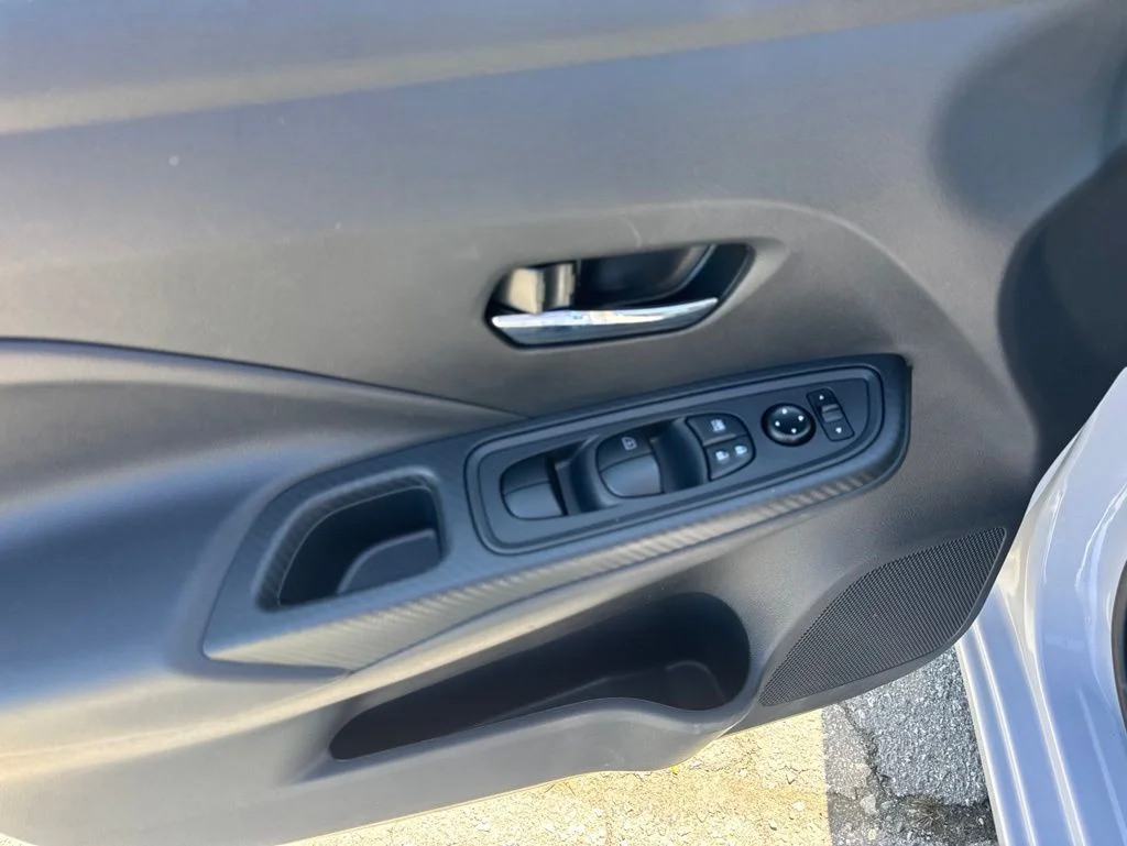 Used 2025 Gray Nissan 1.6 SV image 18