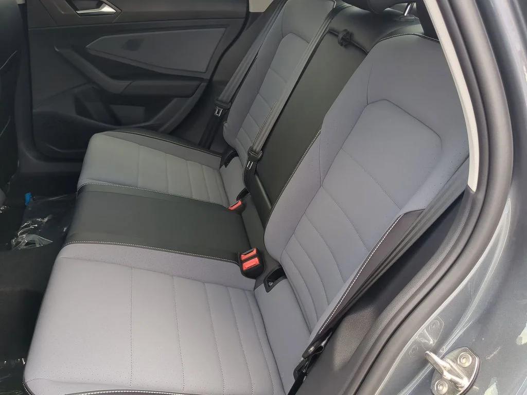 New 2026 Gray Volkswagen 1.5T SE image 16