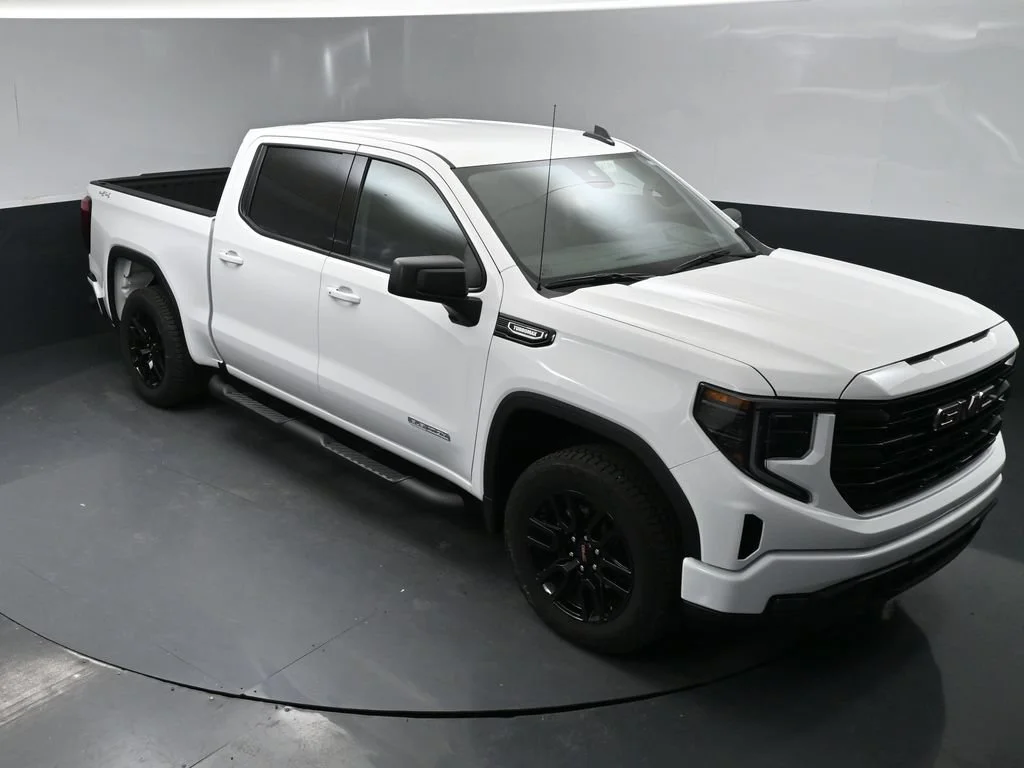 New 2026 Summit White GMC Elevation image 30