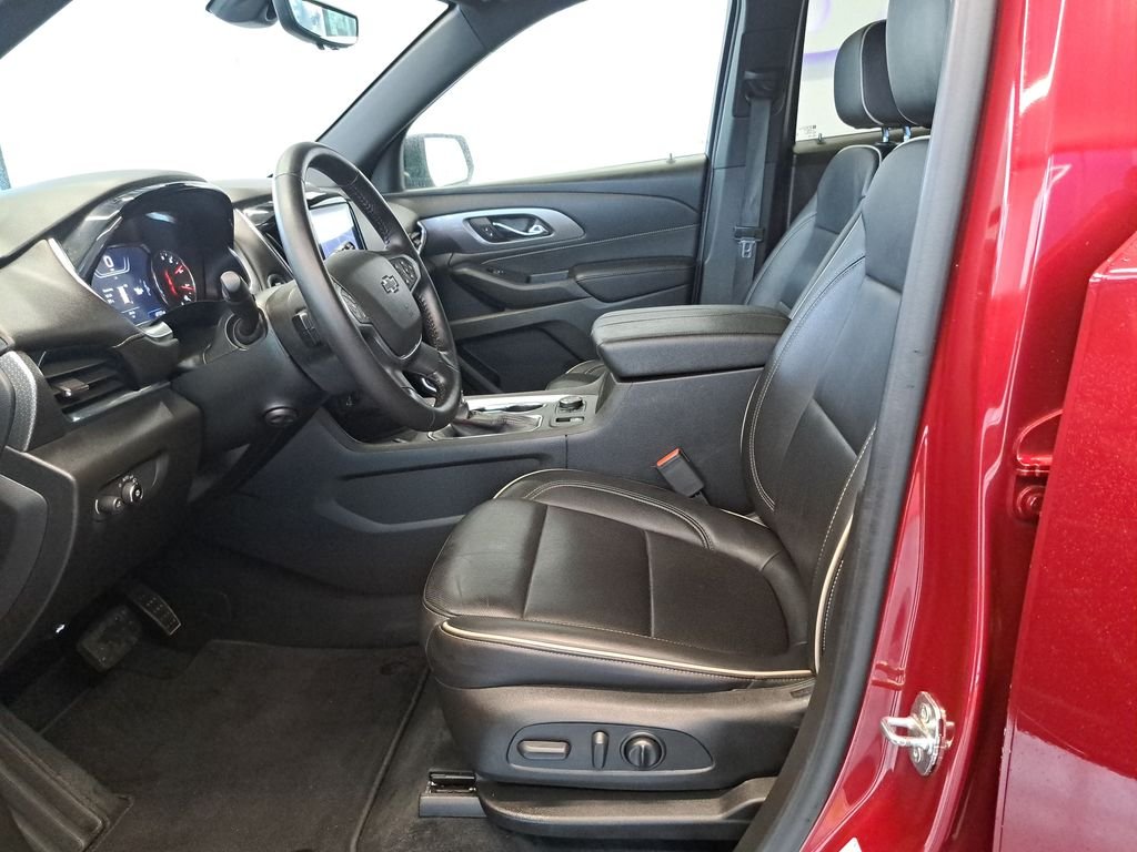 Used 2022 Red Chevrolet Premier image 15