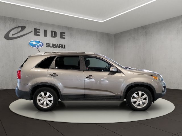 Used 2011 Titanium Silver Kia LX image 12