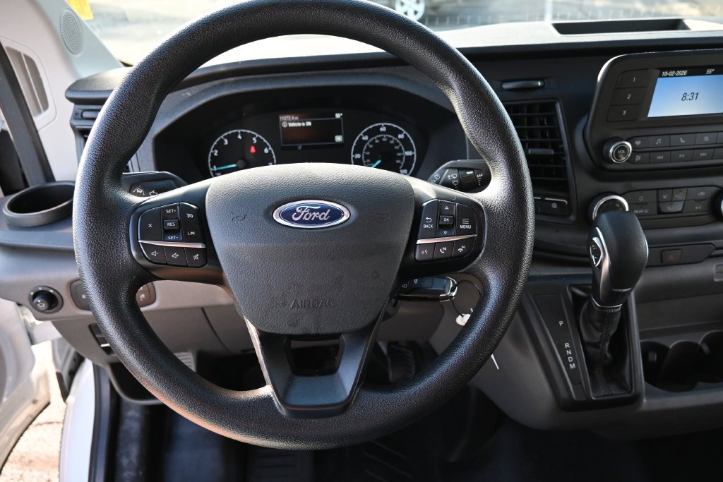 Used 2025 Oxford White Ford Base image 23