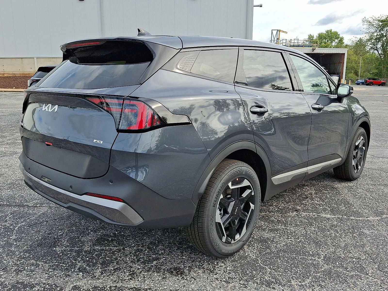 New 2027 Gray Kia S image 8