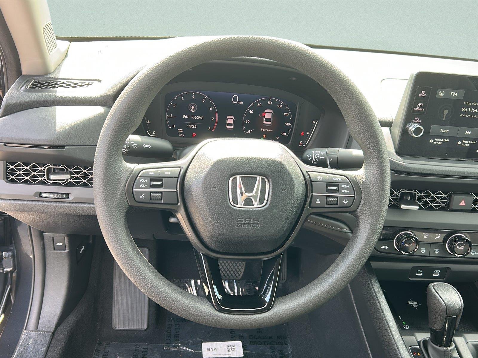 New 2026 Meteorite Gray Metallic Honda SE image 22