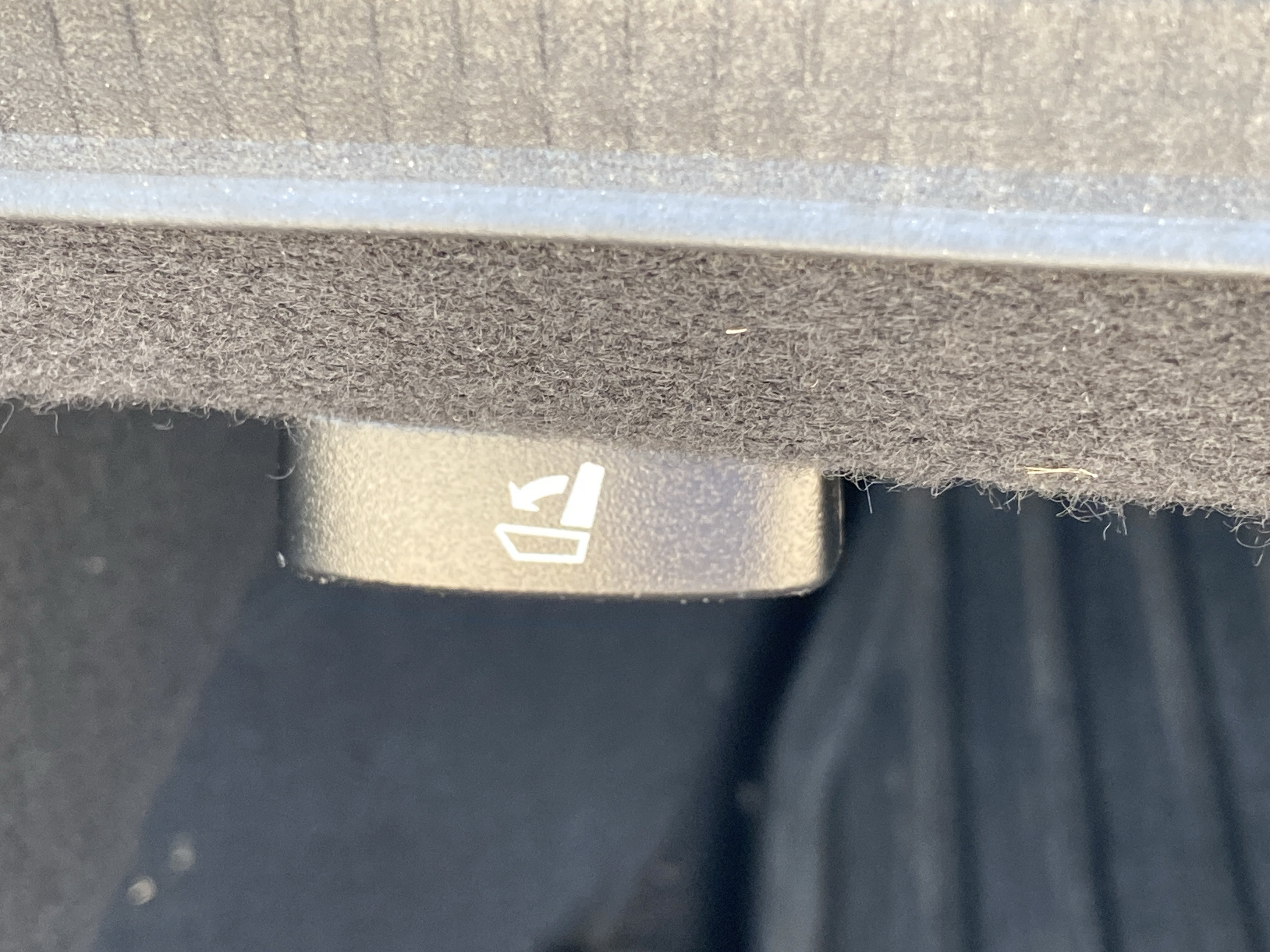 Used 2015 White Acura Base image 7