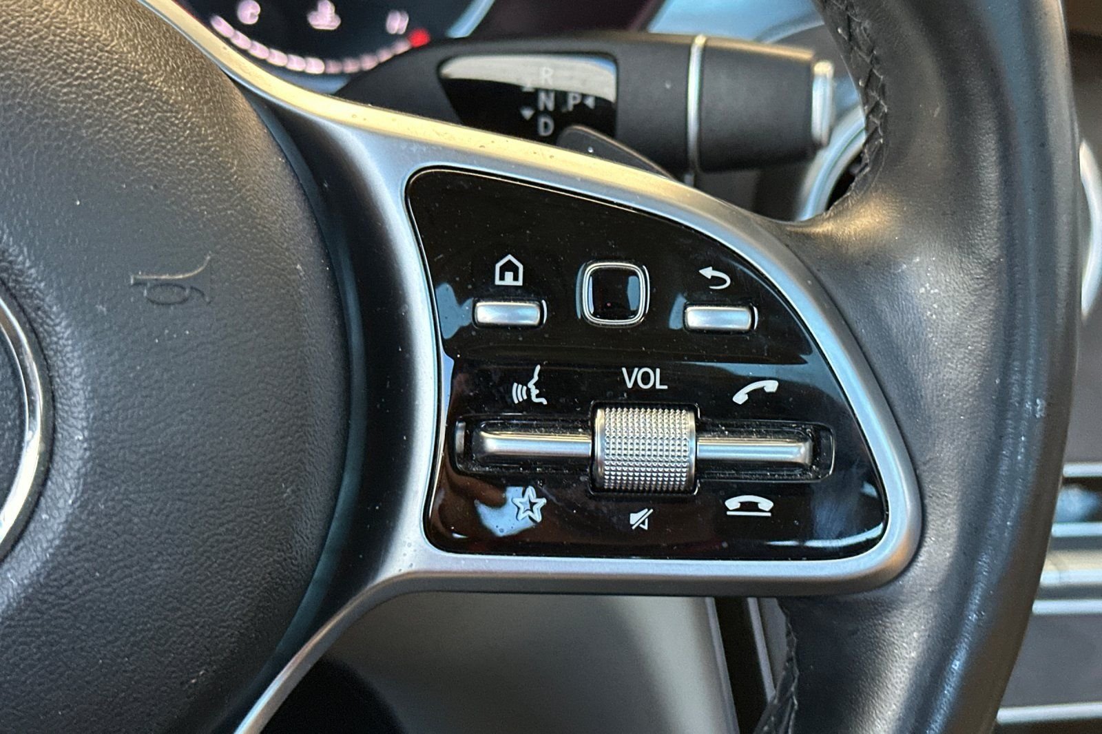 Used 2019 Silver Mercedes-Benz C 300 image 27