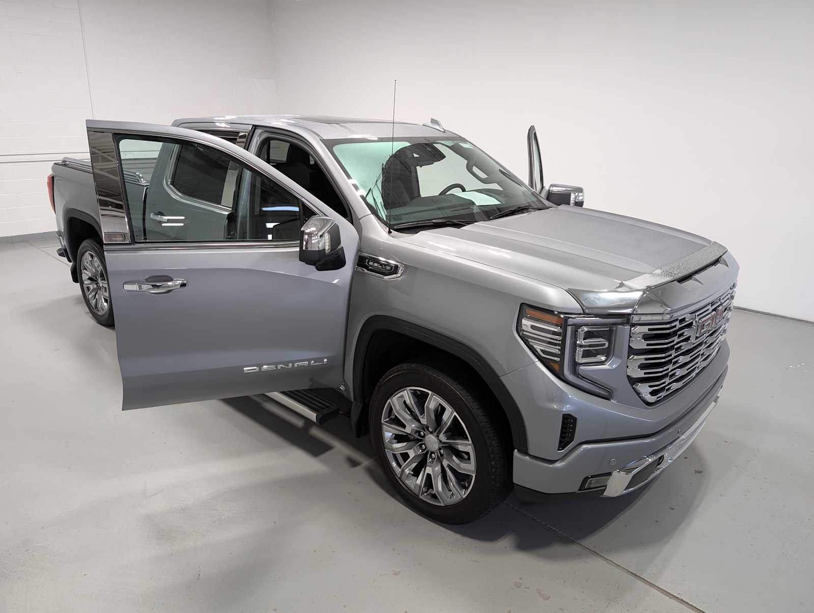Certified Used 2025 Sterling Metallic GMC Denali image 17