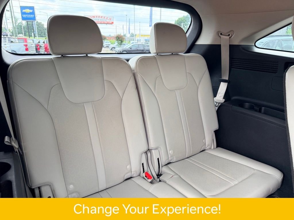 Used 2023 Blue Kia SX image 19