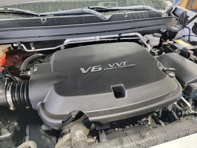 Used 2019 SUMMIT WHITE Chevrolet 4WD ZR2 image 34