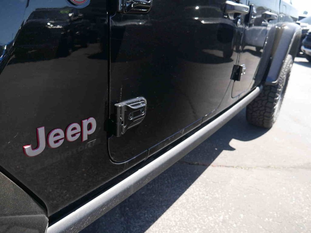 New 2026 Black Clearcoat Jeep Rubicon image 13