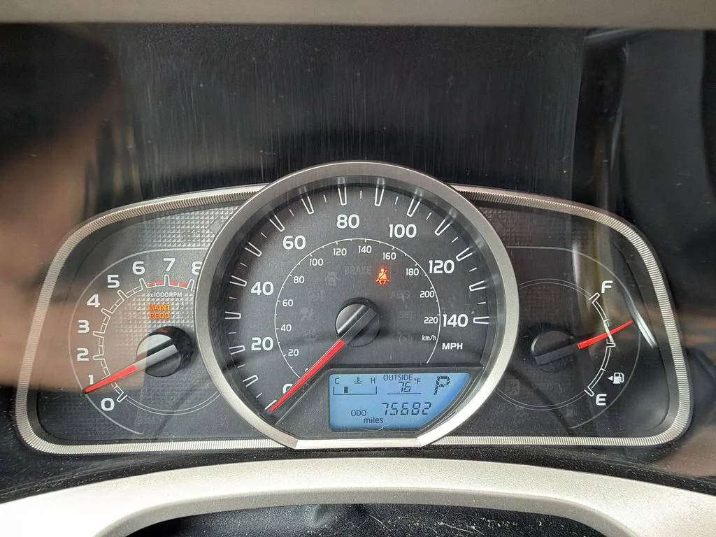 Used 2015 Blue Toyota XLE image 13