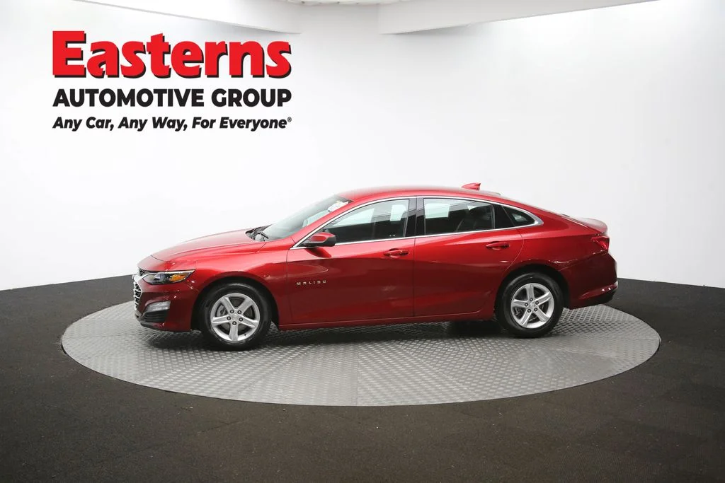 Used 2024 Red Chevrolet LT image 58