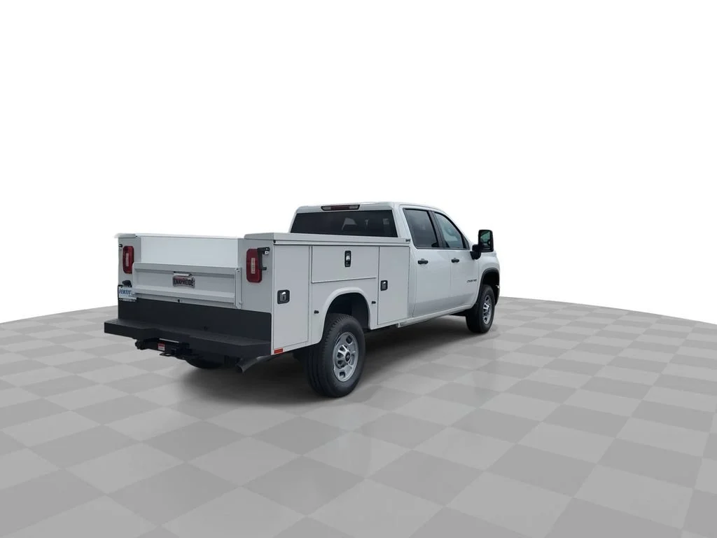 New 2026 Summit White Chevrolet WT image 8