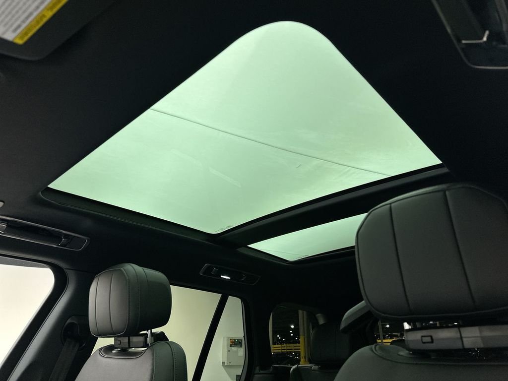 New 2026 Fuji White Land Rover SE image 11